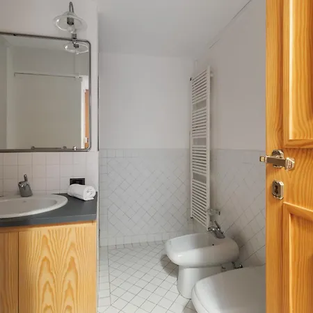 別荘 Rosemarie チェルノッビオ